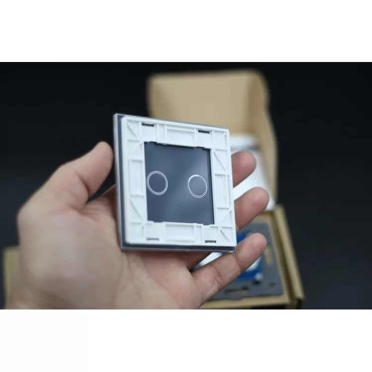 Сенсорный выключатель Livolo 2 канала белый стекло (VL-C702-11) характеристики - фотография 7