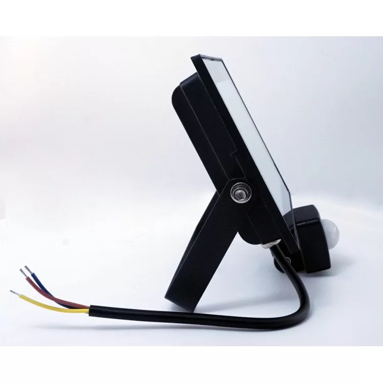 Светодиодный прожектор с датчиком движения Evrolight EV-30D (56750) 30Вт 6400К отзывы - изображение 5