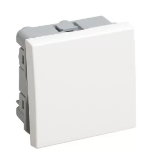 Одноклавішний прохідний вимикач IEK ВК4-21-00-П на 2 модулі (CKK-40D-PO2-K01)
