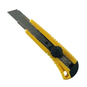 Нож в пластиковом корпусе с блокировкой лезвия Сталь (23109) 18х100мм